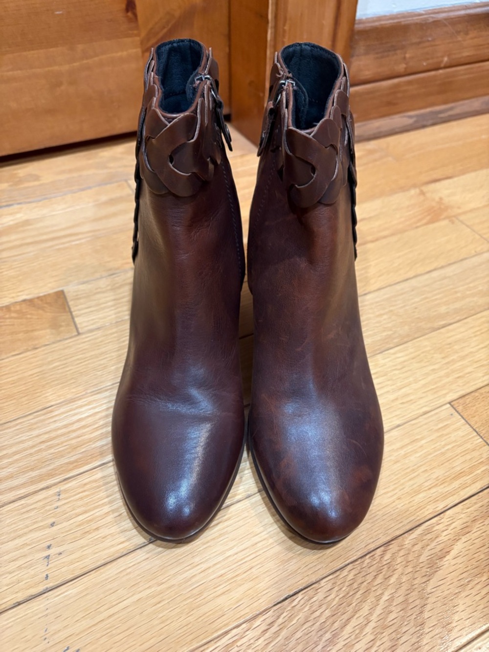 Geox Rich Brown Leather Ankle Booties with Decorative Braiding, 37 - Picture 10 of 12
